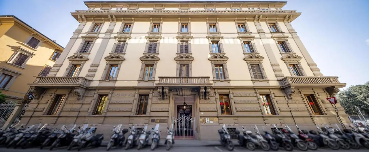 Lilium Hotel Florenz 3*,