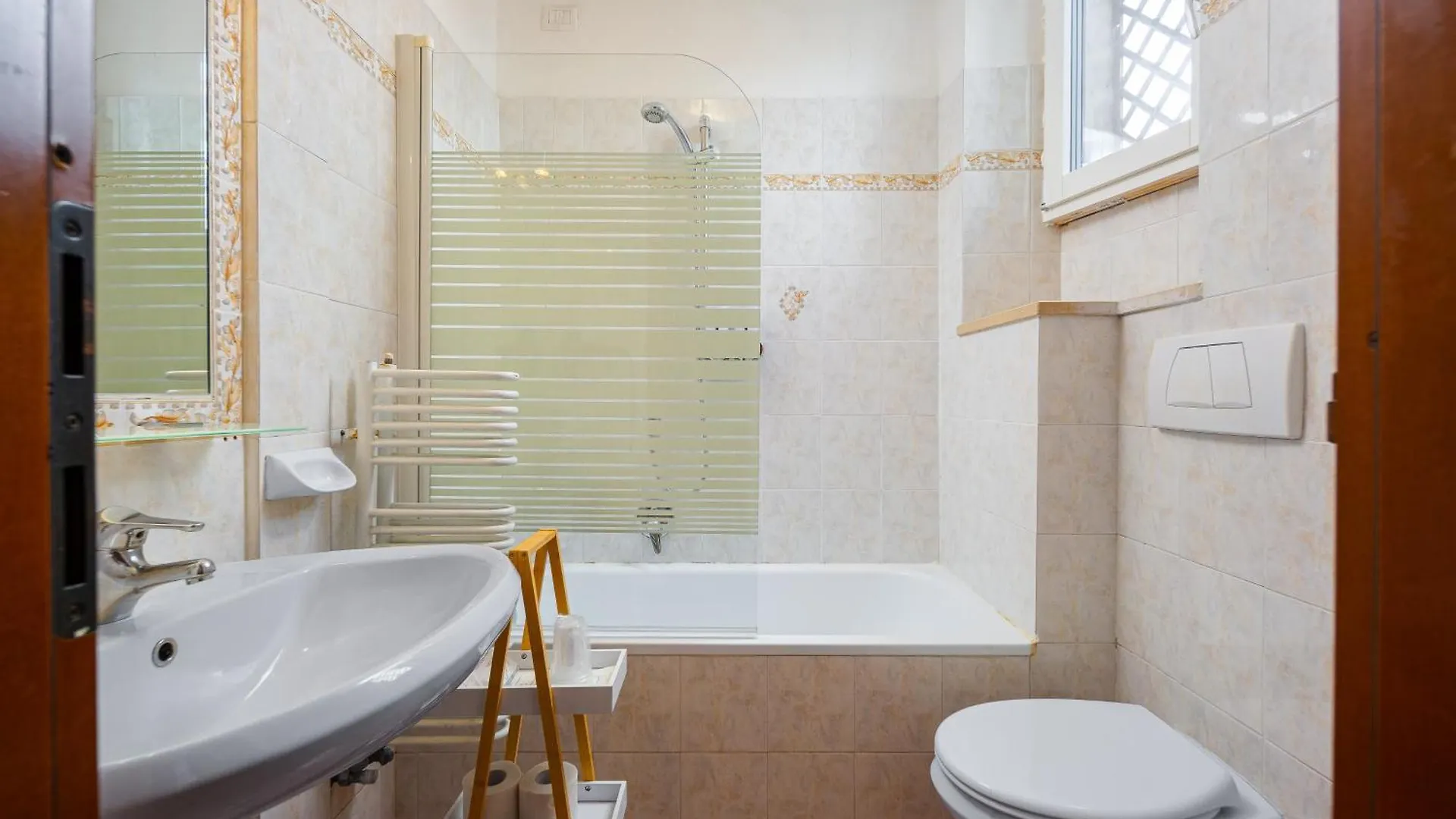 Lilium Hotel Florenz Italien
