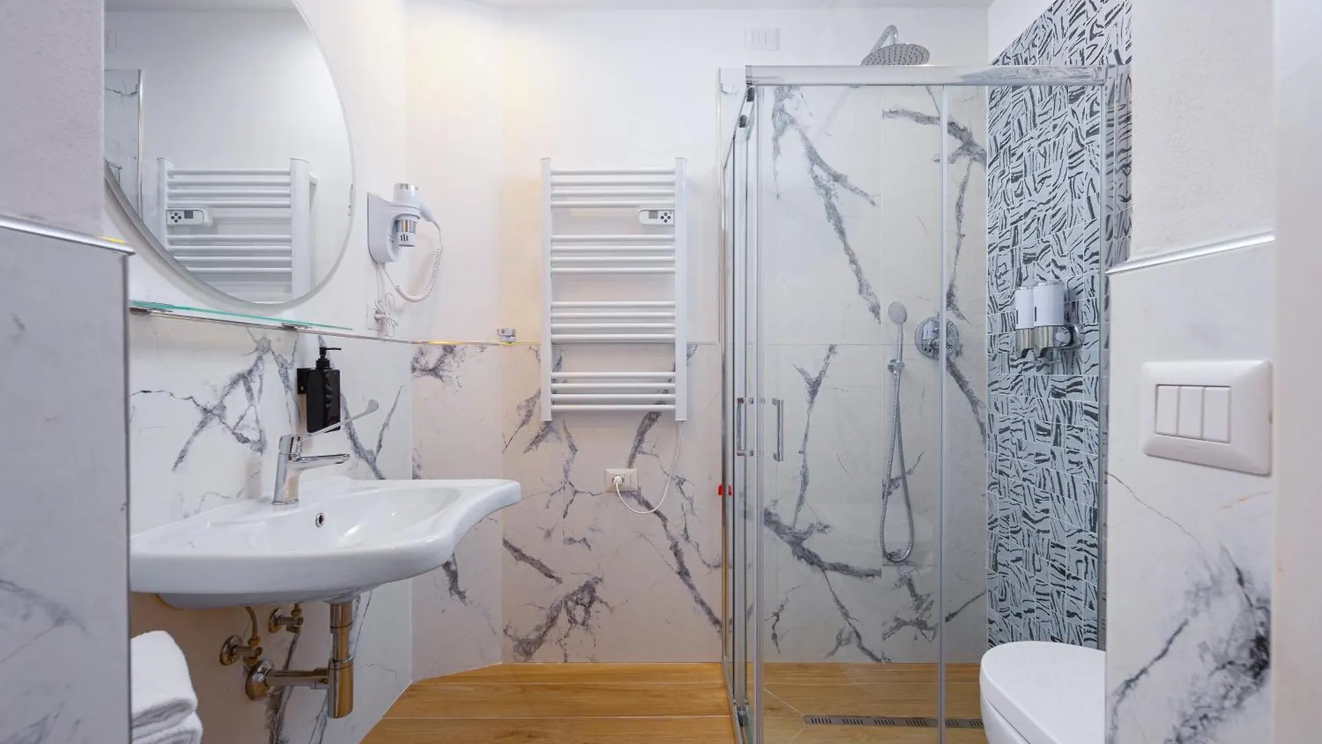 Lilium Hotel Florence Италия